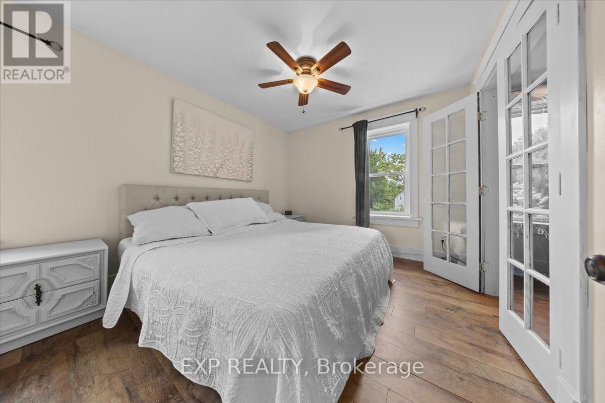 485 VICTORIA STREET Image 28
