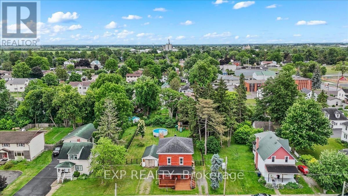 485 VICTORIA STREET Image 38