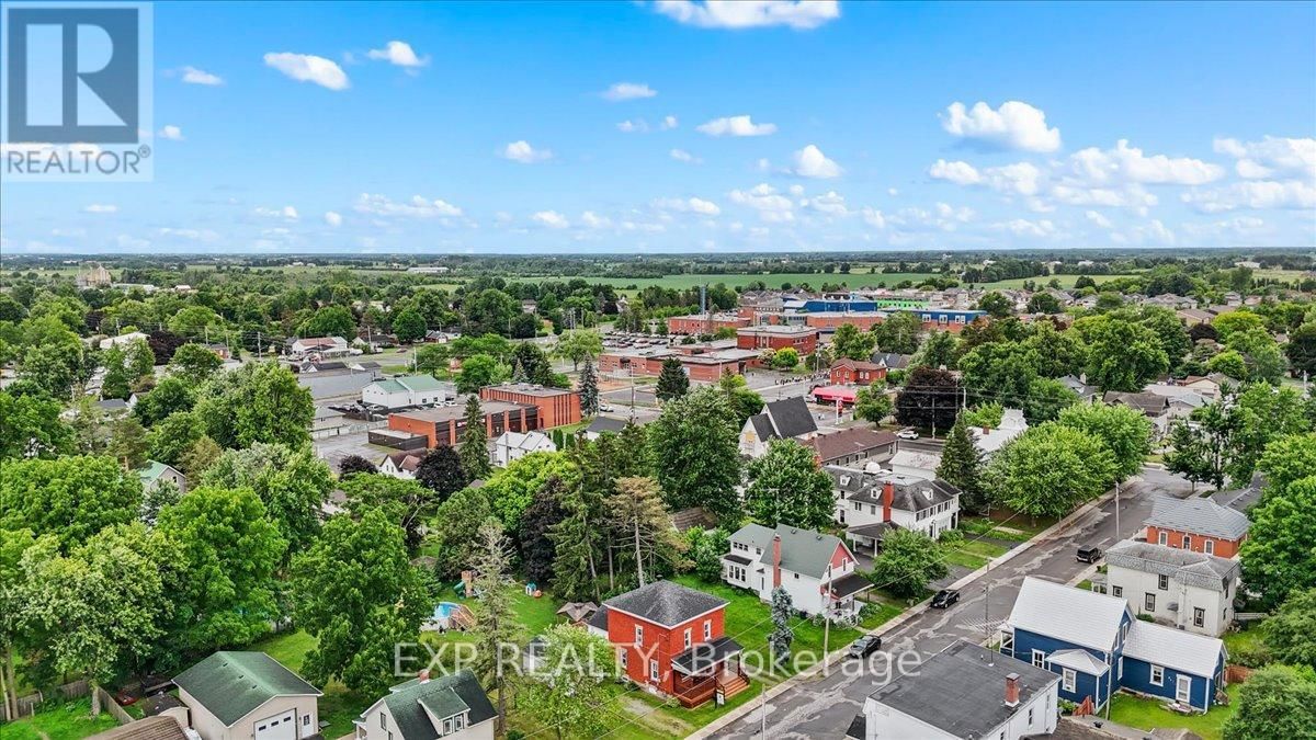 485 VICTORIA STREET Image 39
