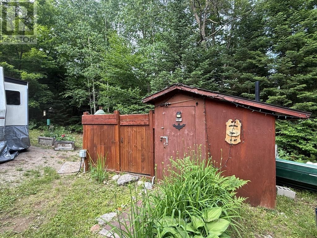 1118 STONEY ROAD Image 10