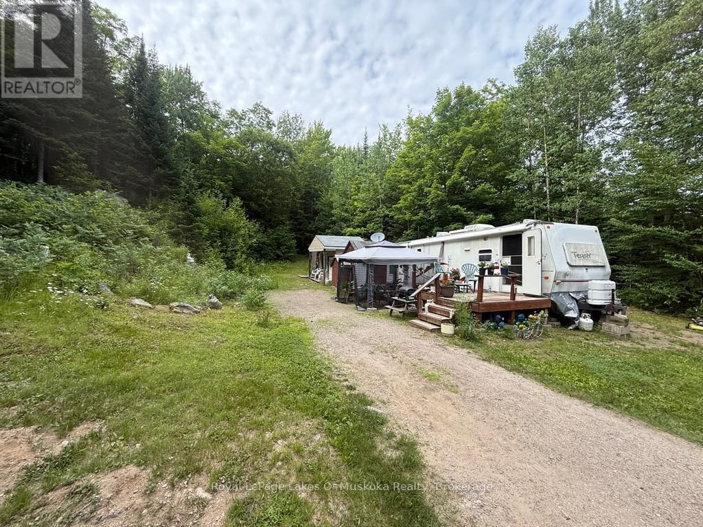 1118 STONEY ROAD Image 13