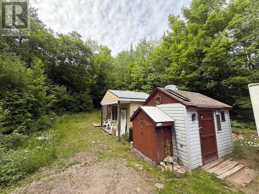 1118 STONEY ROAD Image 14