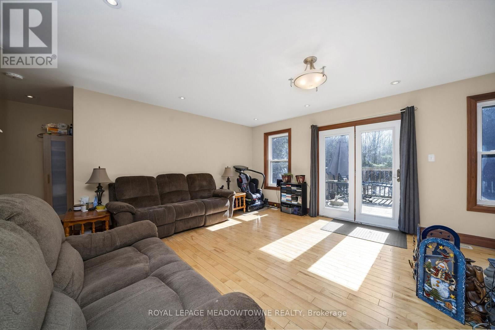 9341 SIDEROAD 9 Image 9