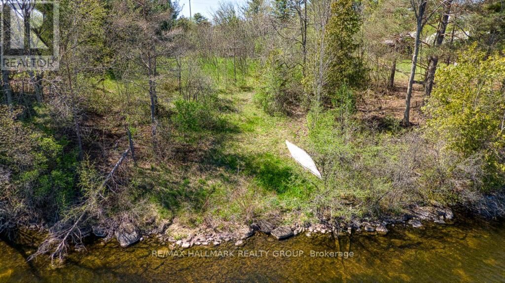 793 HERITAGE DRIVE Image 18