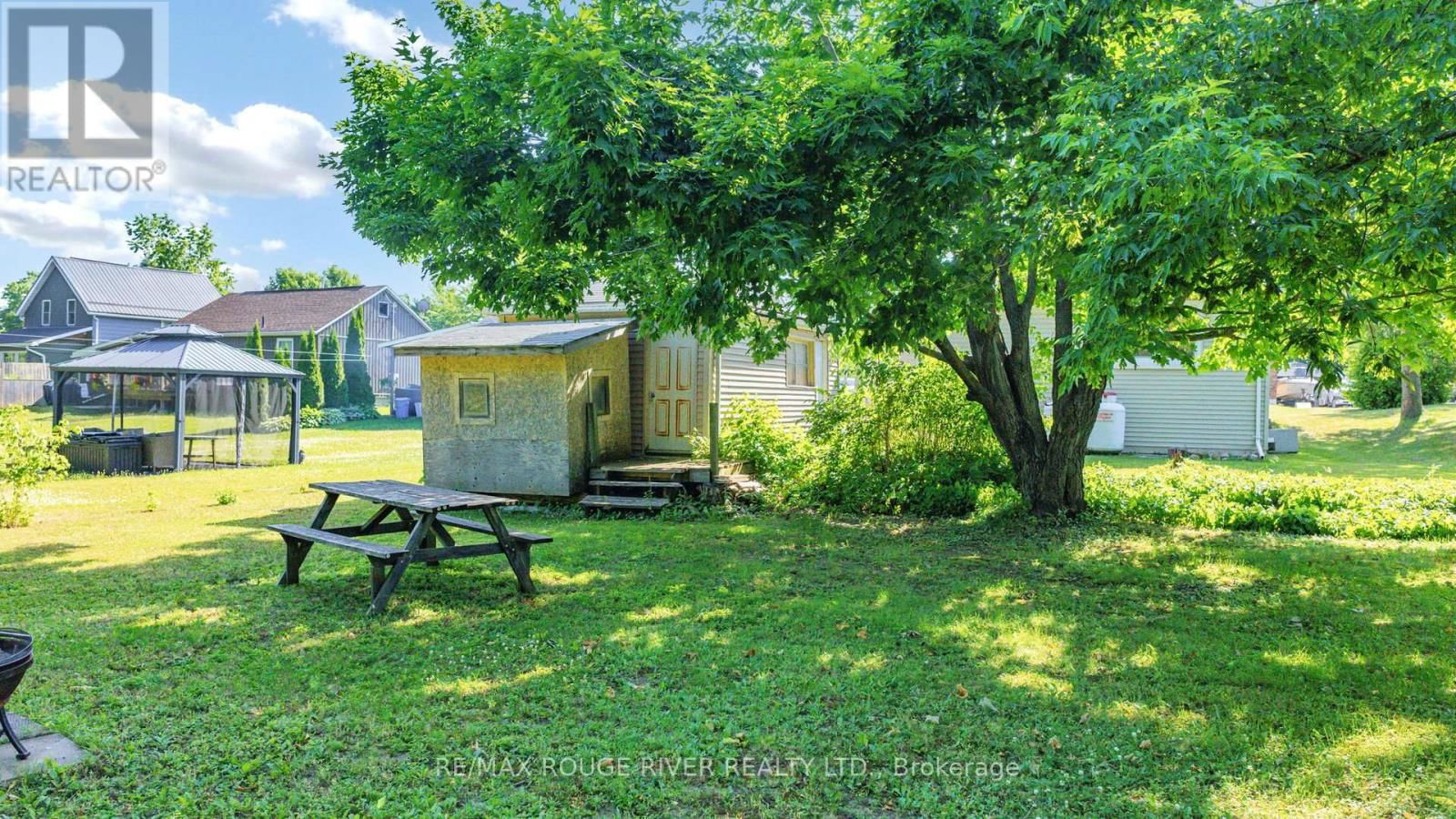 162 QUEEN STREET Image 32