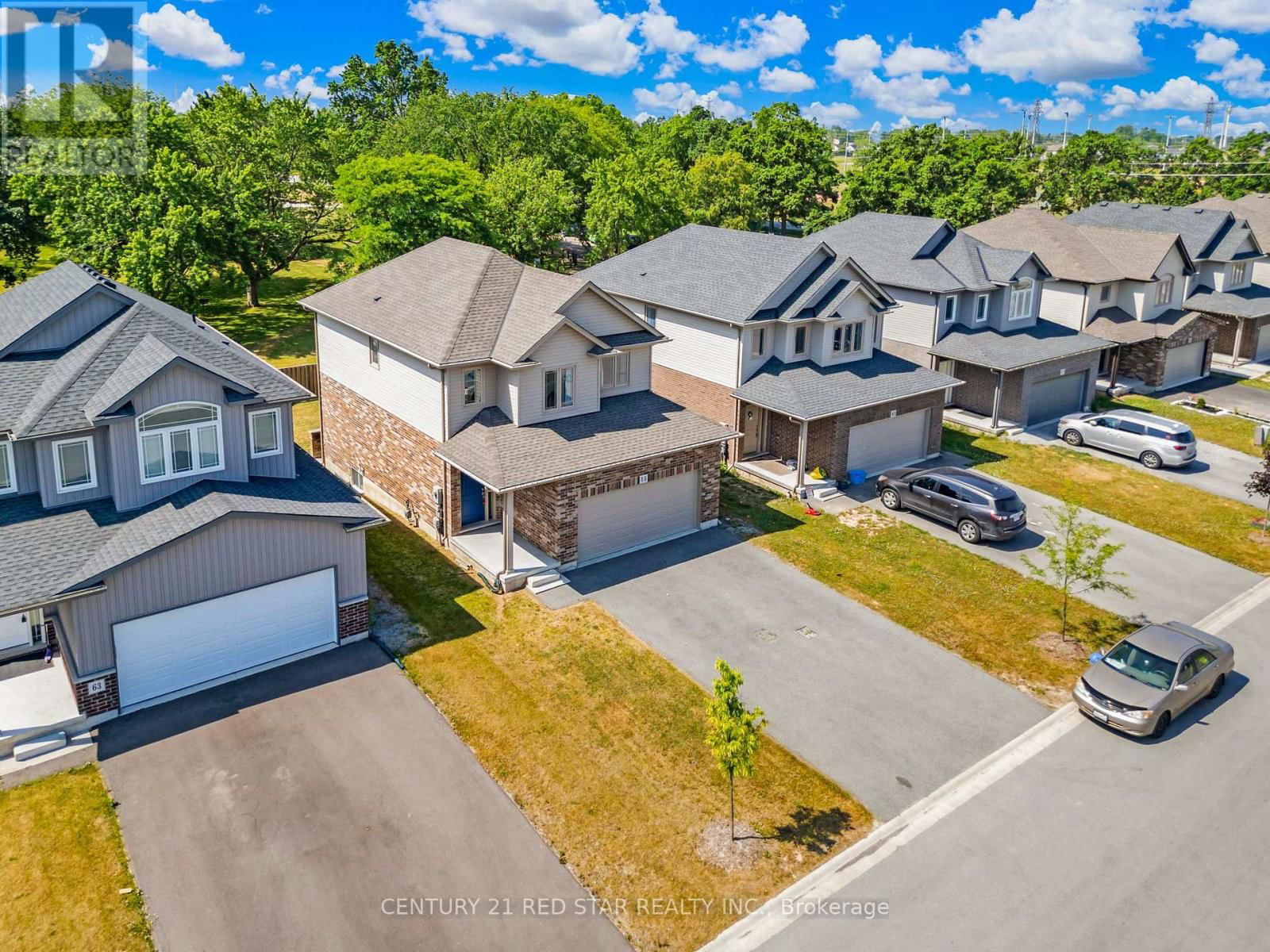 55 LAURENT AVENUE Image 44
