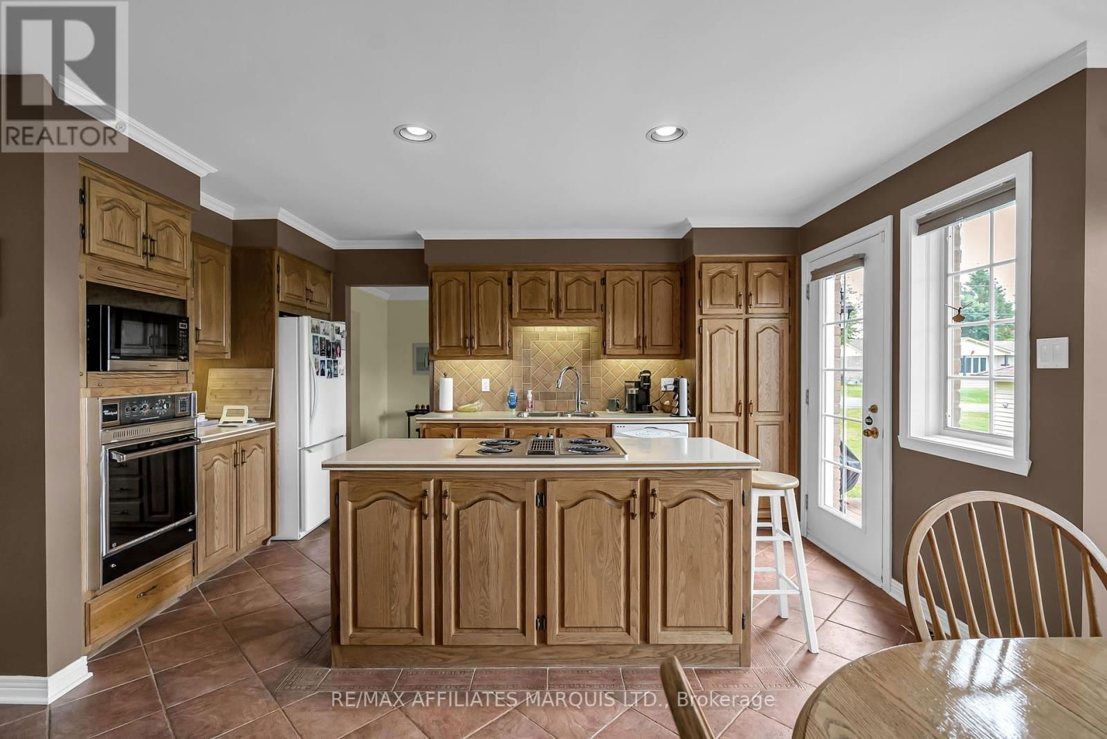 3400 SUNNYVIEW AVENUE Image 12