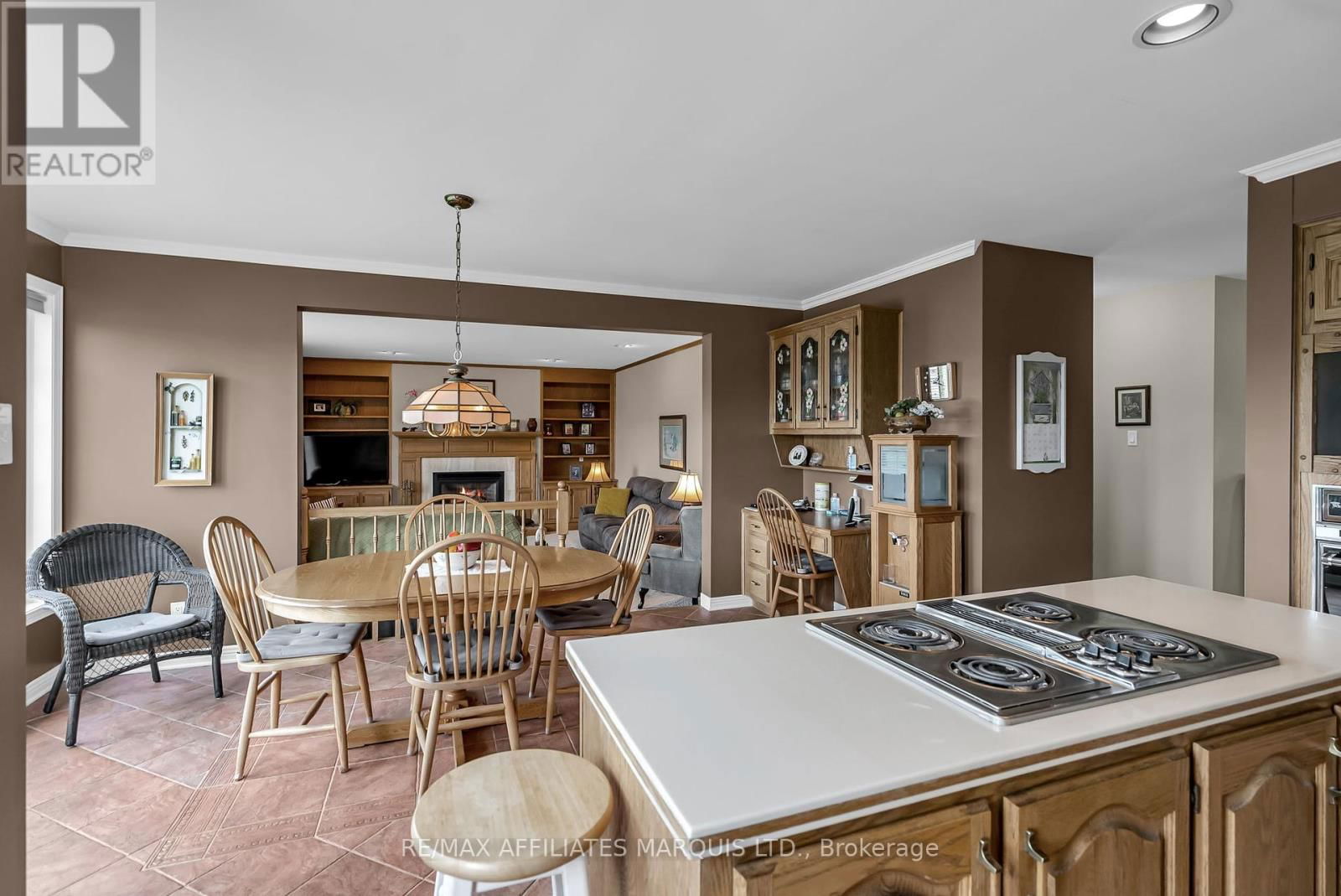 3400 SUNNYVIEW AVENUE Image 13