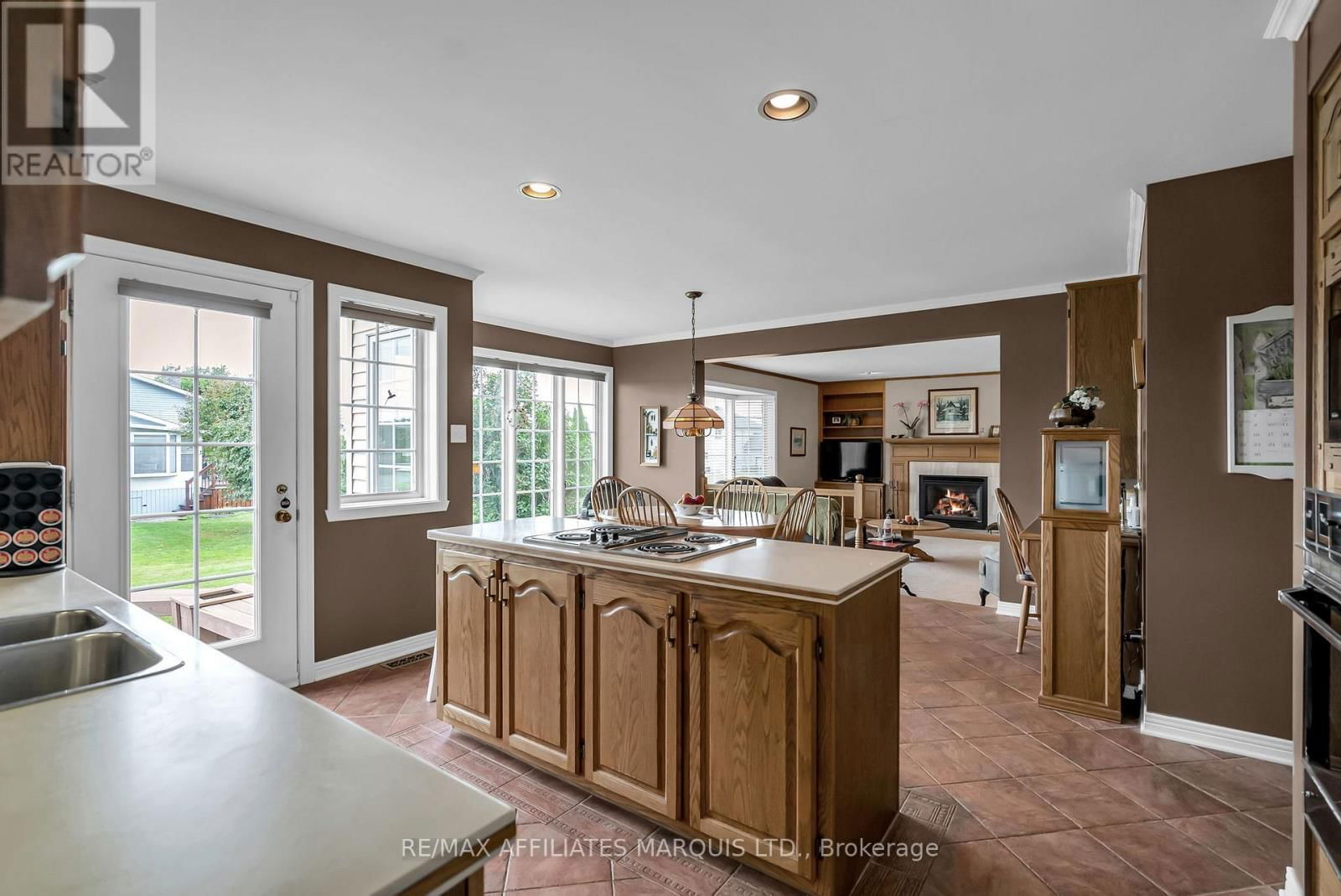 3400 SUNNYVIEW AVENUE Image 15