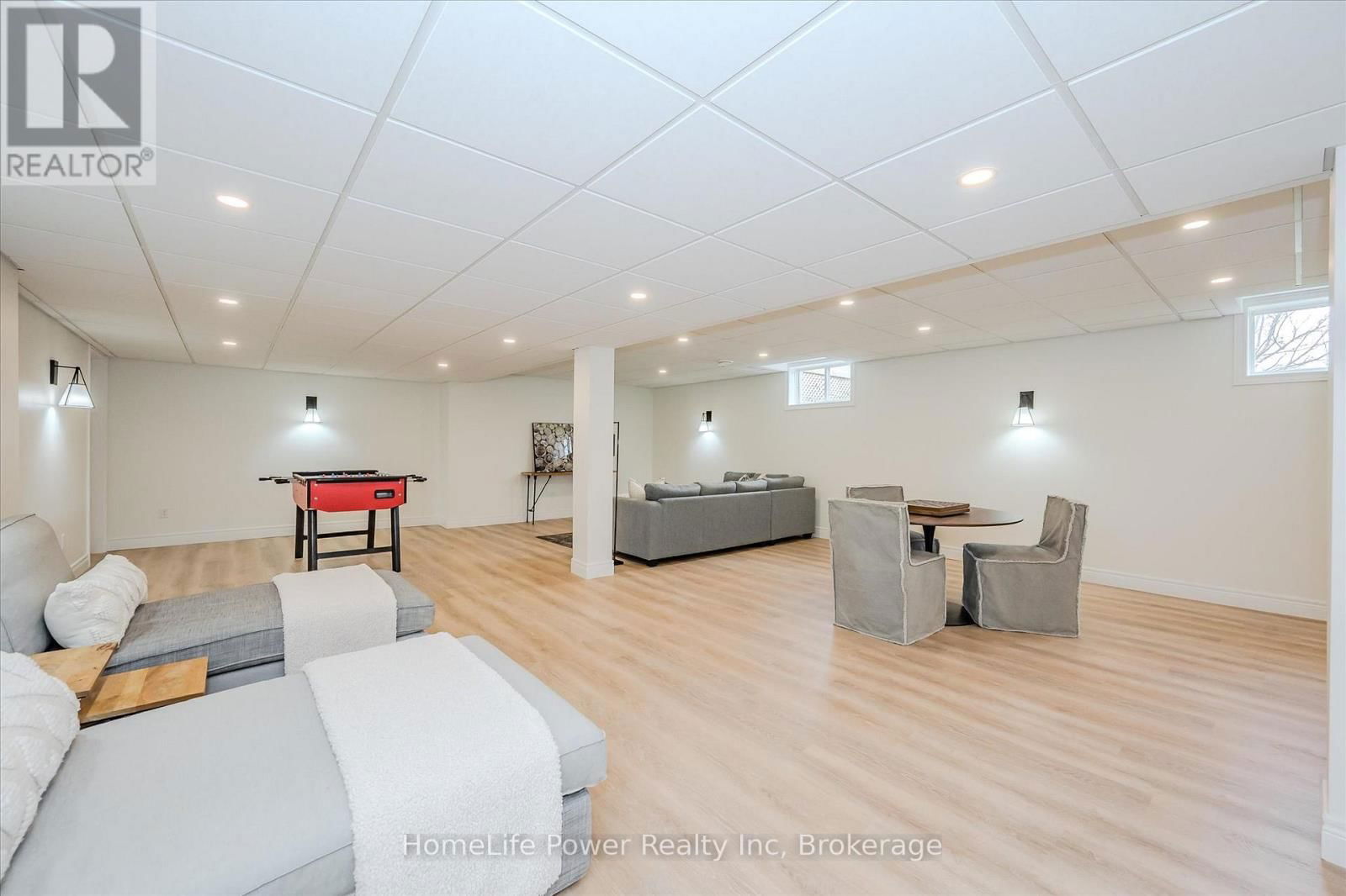 4080 VICTORIA ROAD SOUTH Image 29