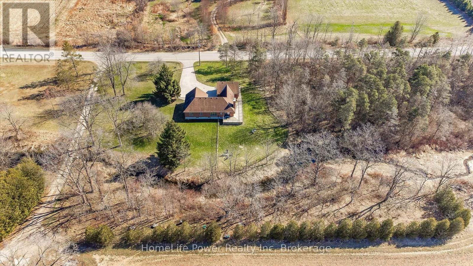 4080 VICTORIA ROAD SOUTH Image 36