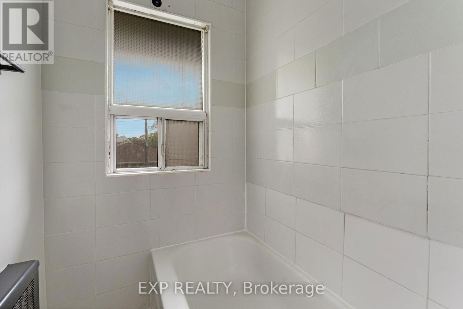 480 KING STREET Image 20