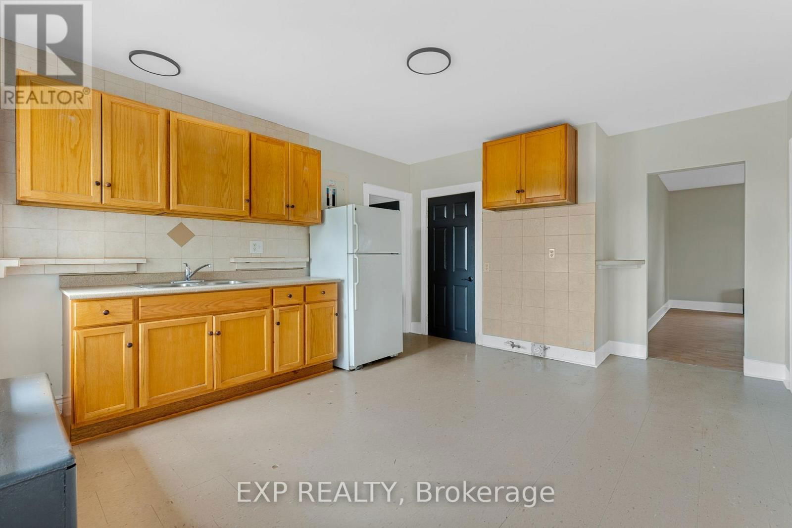 480 KING STREET Image 8
