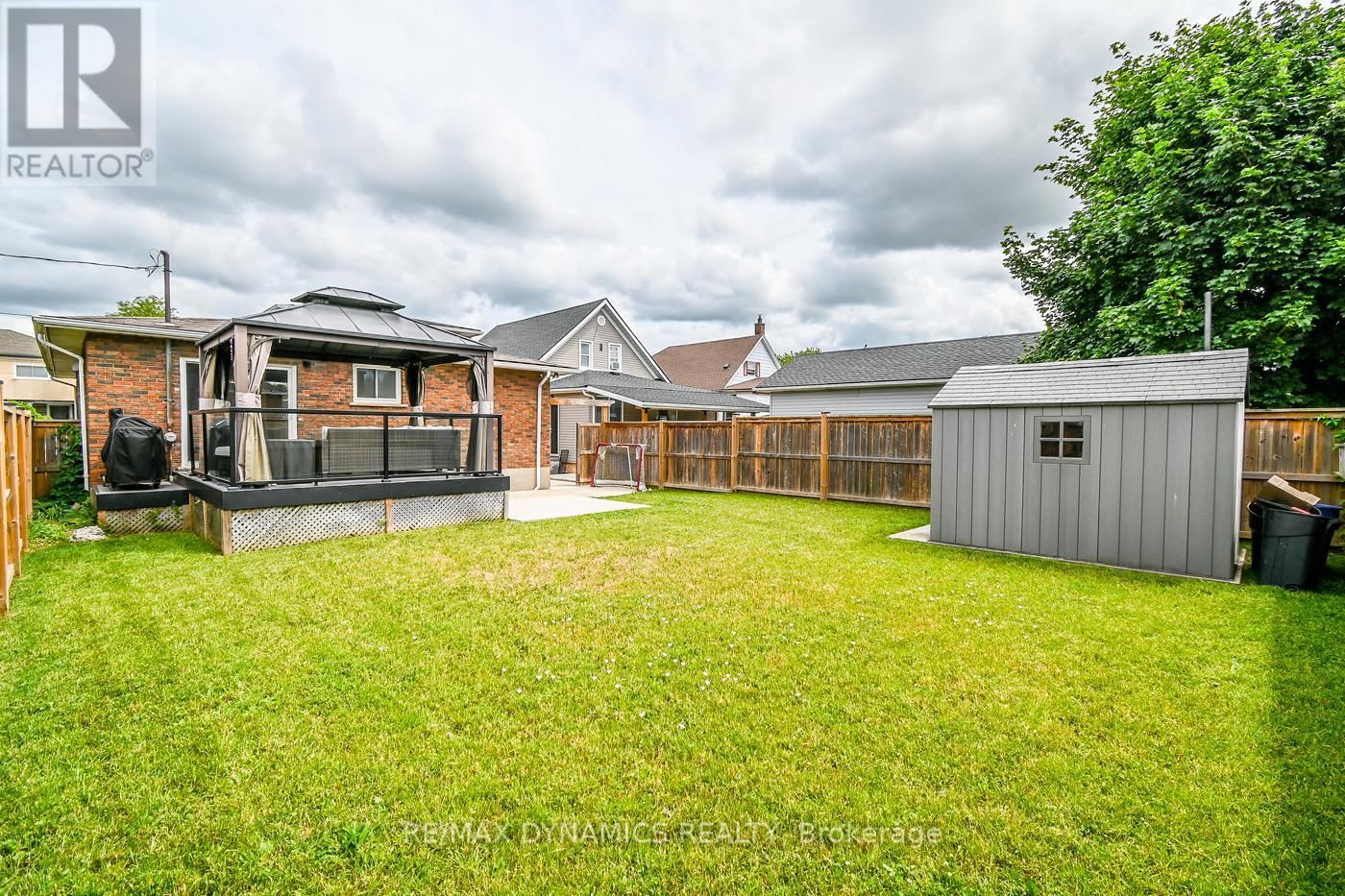 11 GARDEN STREET Image 36