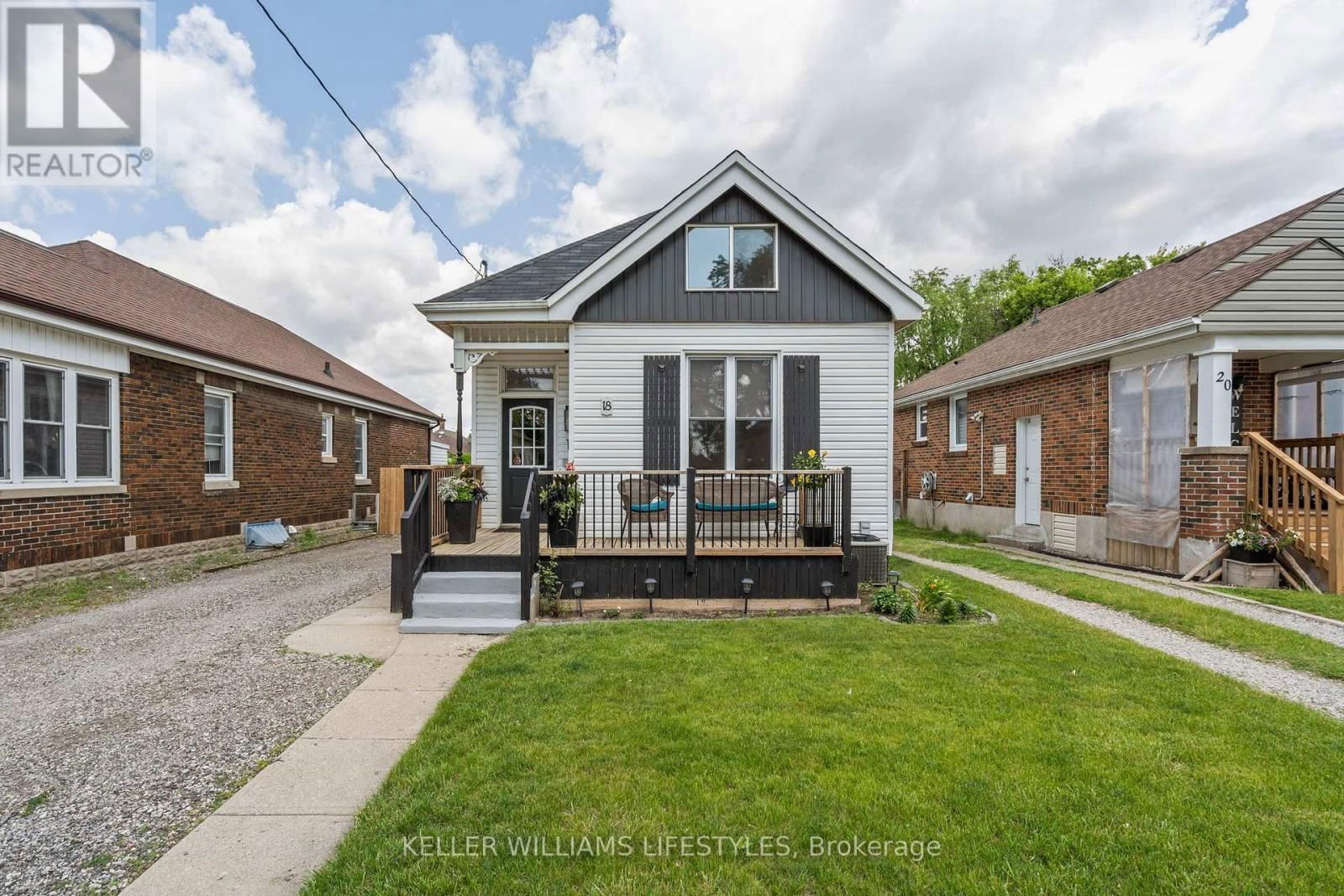18 SYCAMORE STREET Image 1