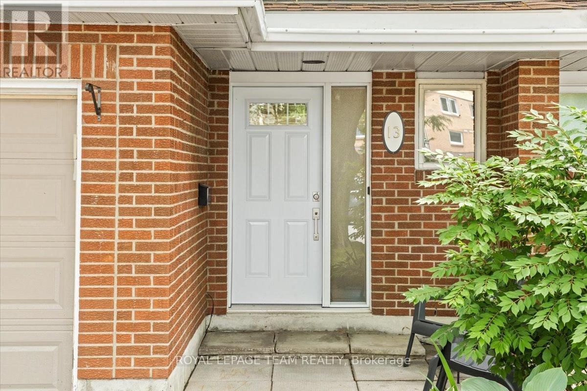 13 KEDGEWICK COURT Image 3
