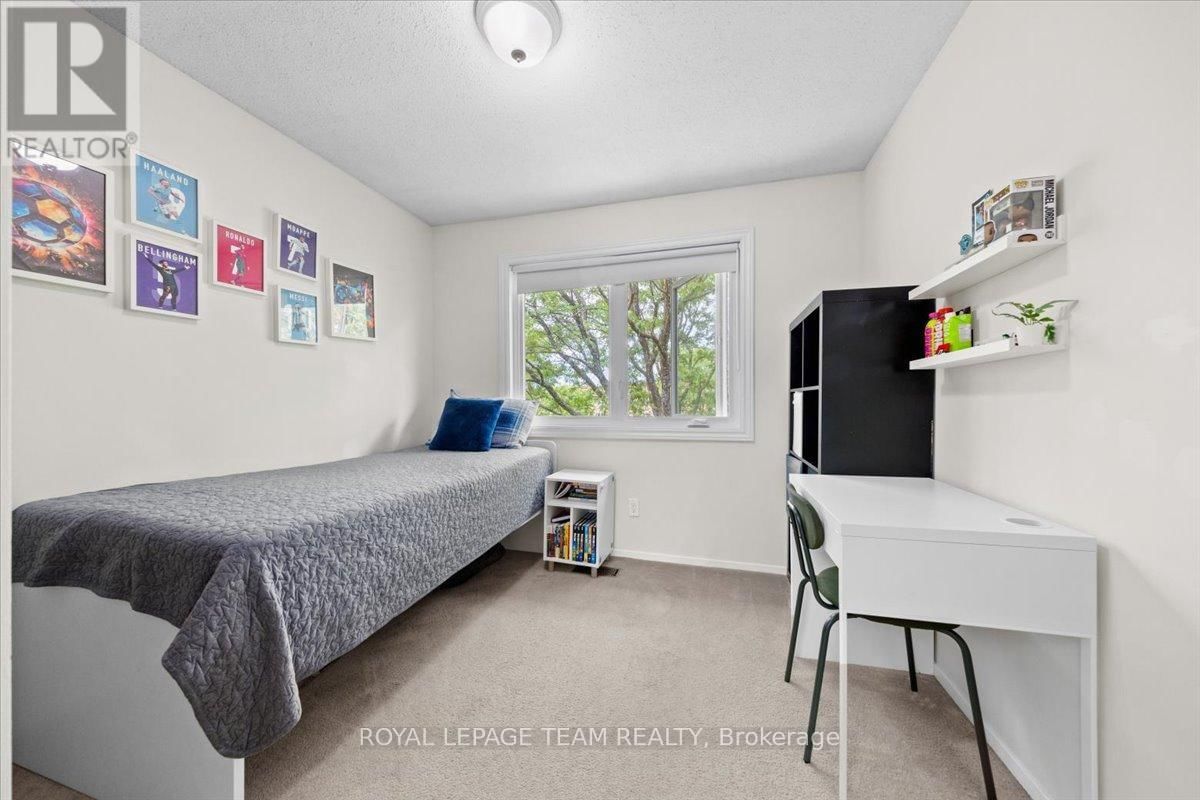 13 KEDGEWICK COURT Image 30