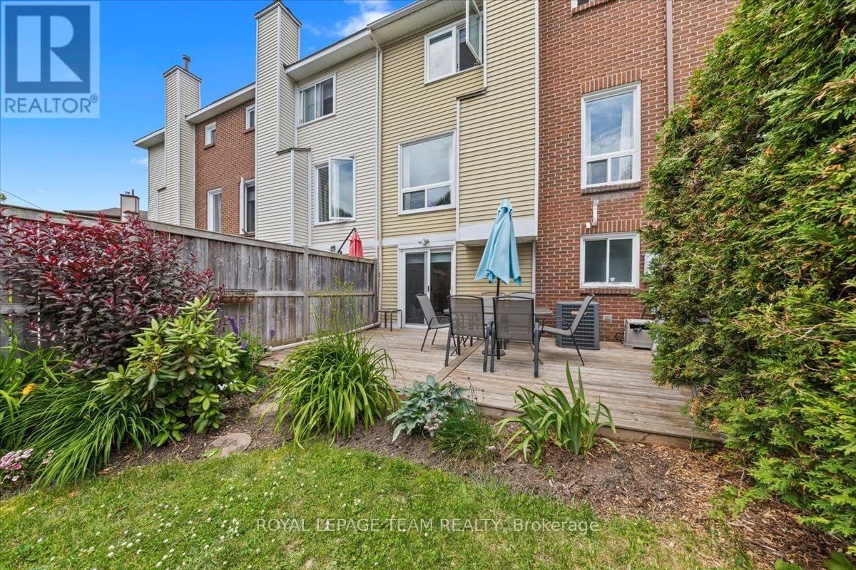 13 KEDGEWICK COURT Image 39