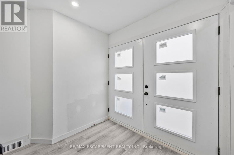 Tertiary Property View