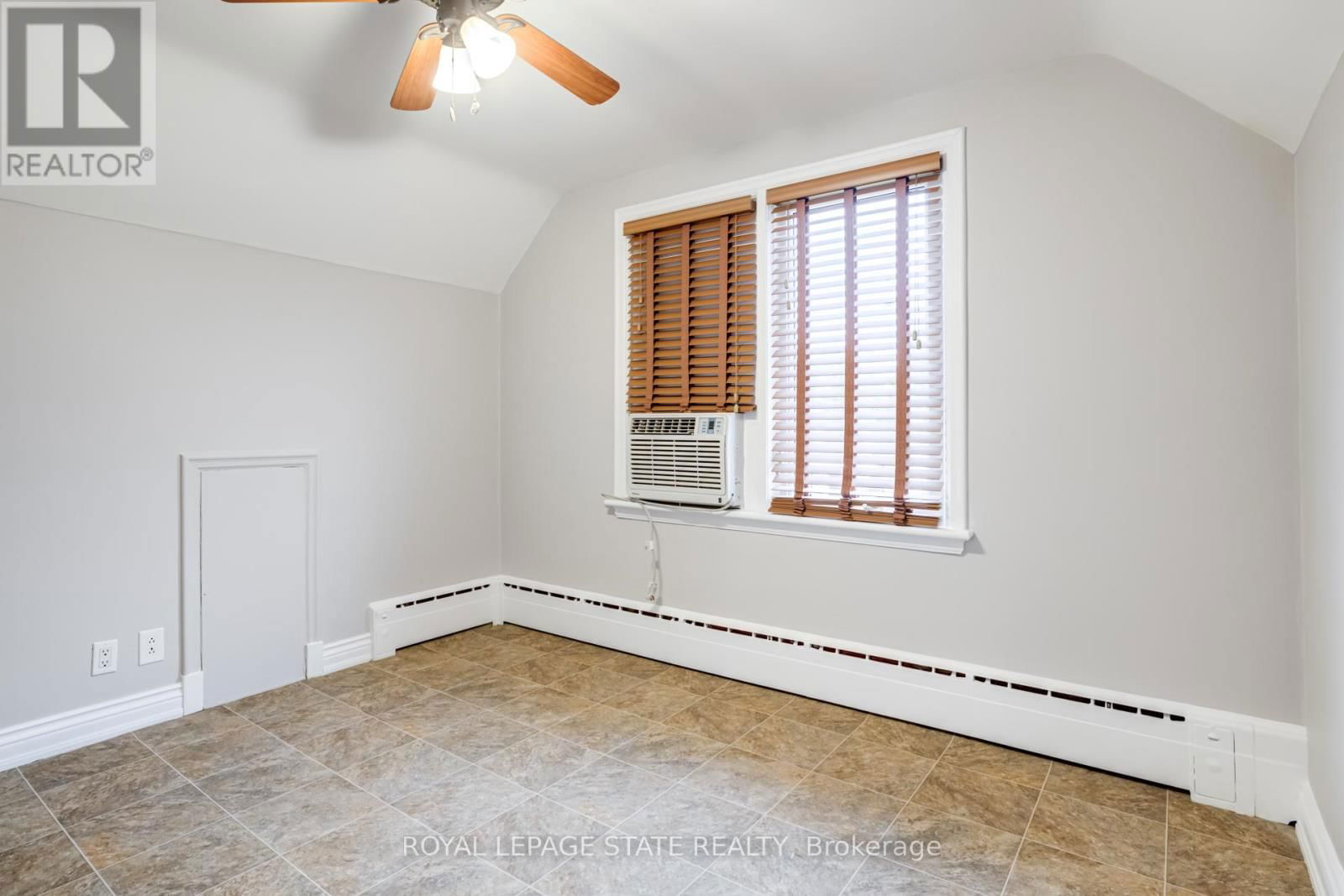 15 EMPRESS AVENUE Image 20