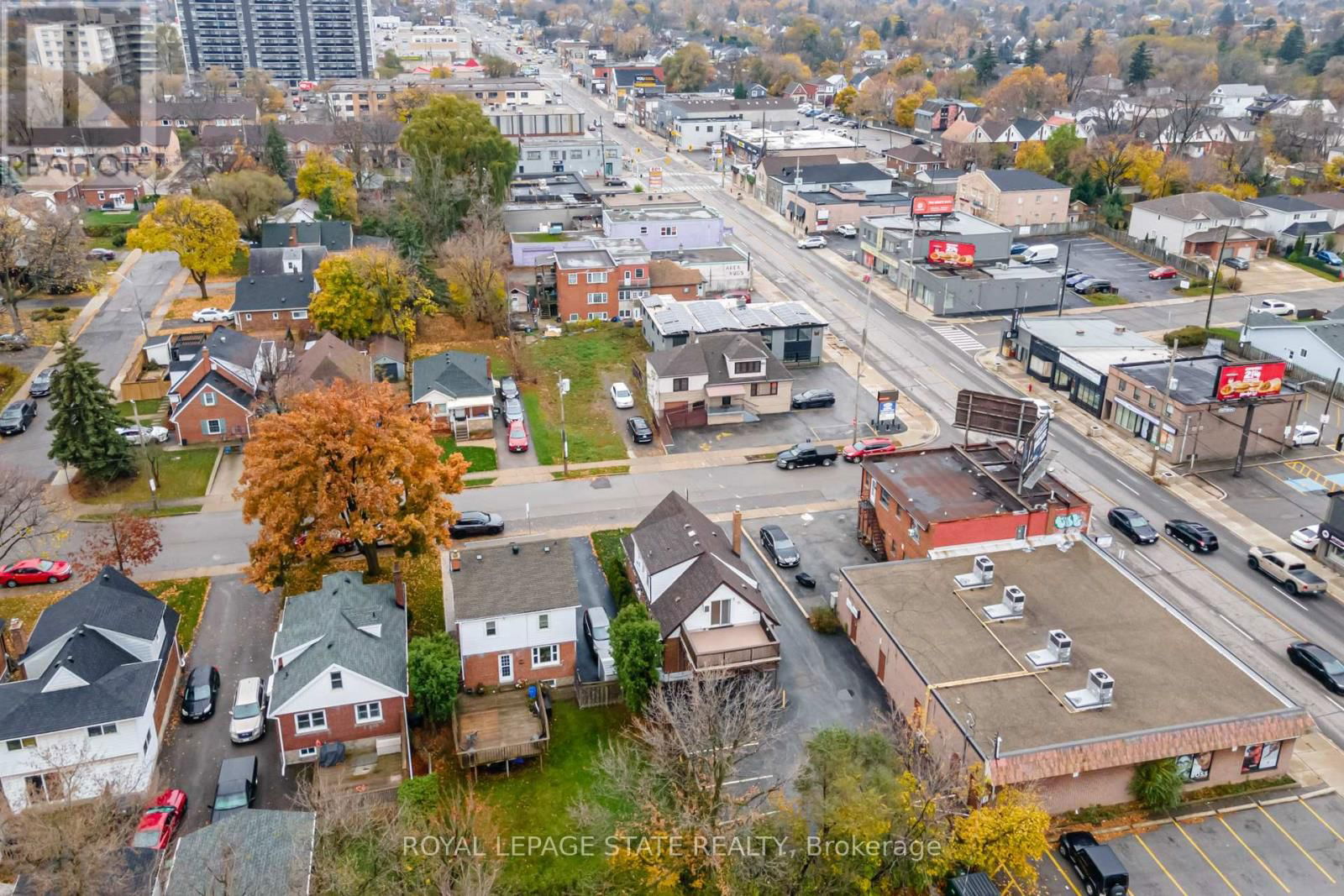 15 EMPRESS AVENUE Image 40
