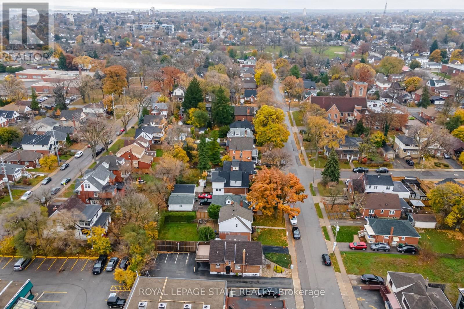 15 EMPRESS AVENUE Image 42