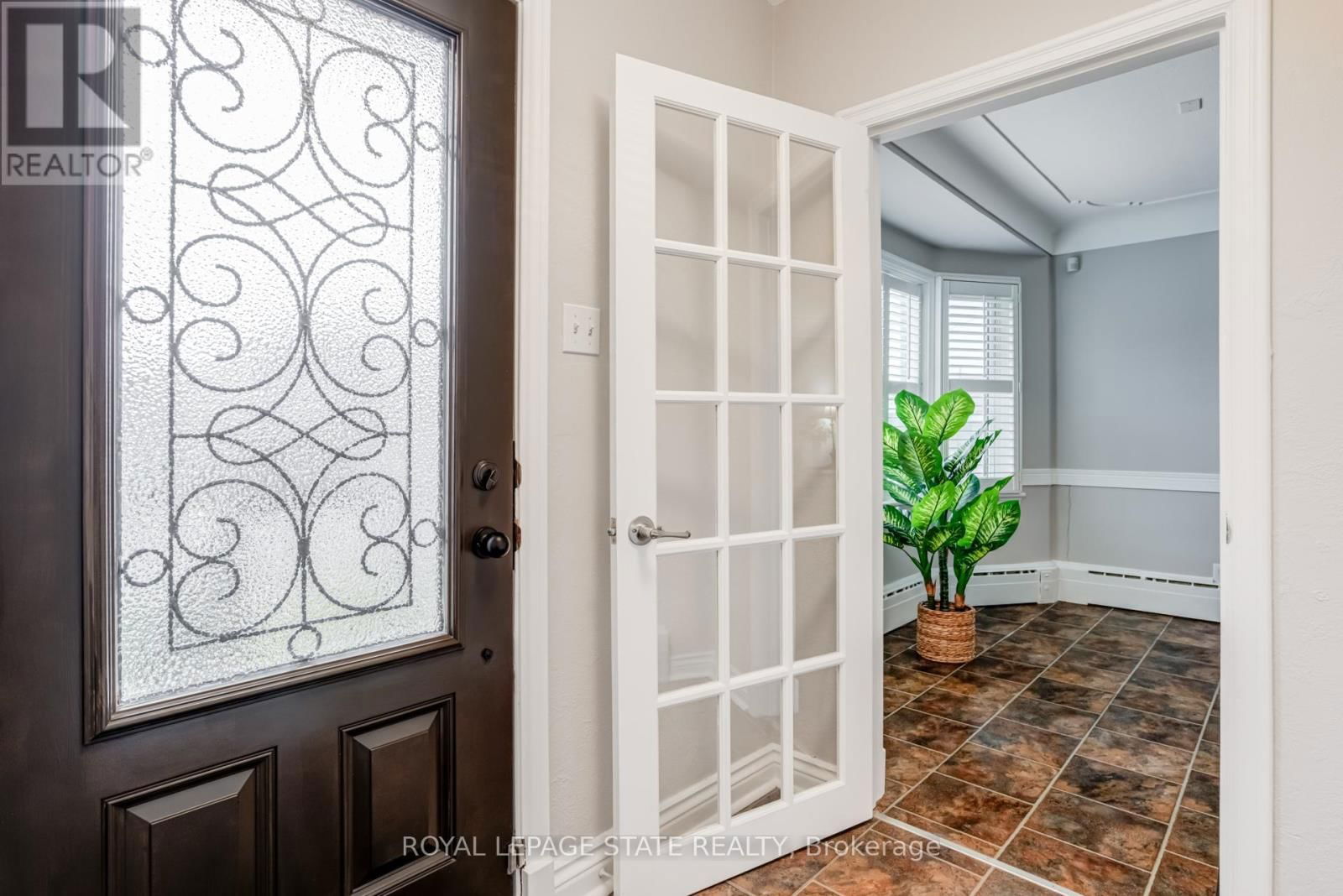 15 EMPRESS AVENUE Image 5