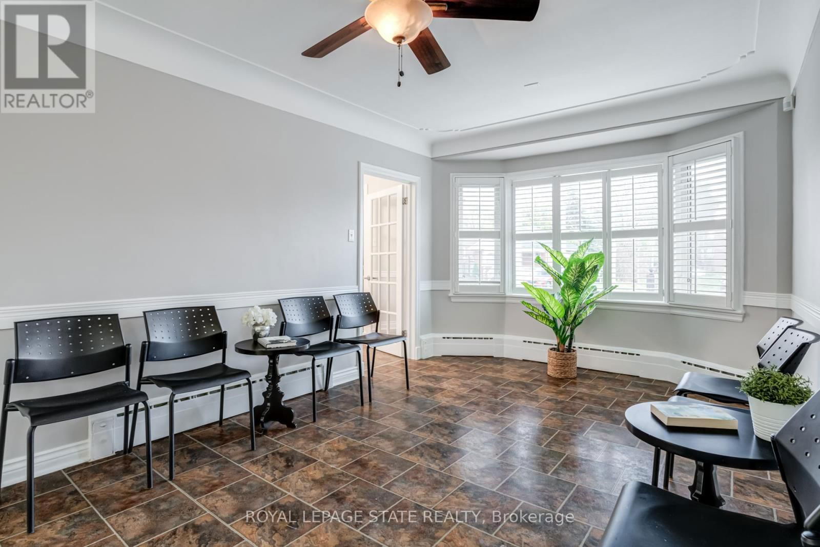 15 EMPRESS AVENUE Image 6