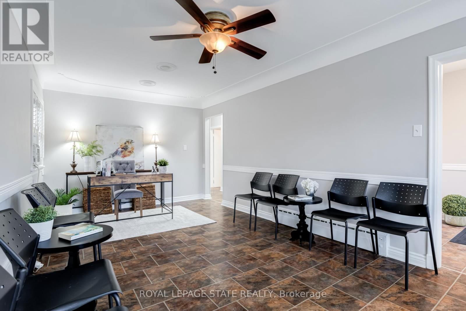 15 EMPRESS AVENUE Image 7