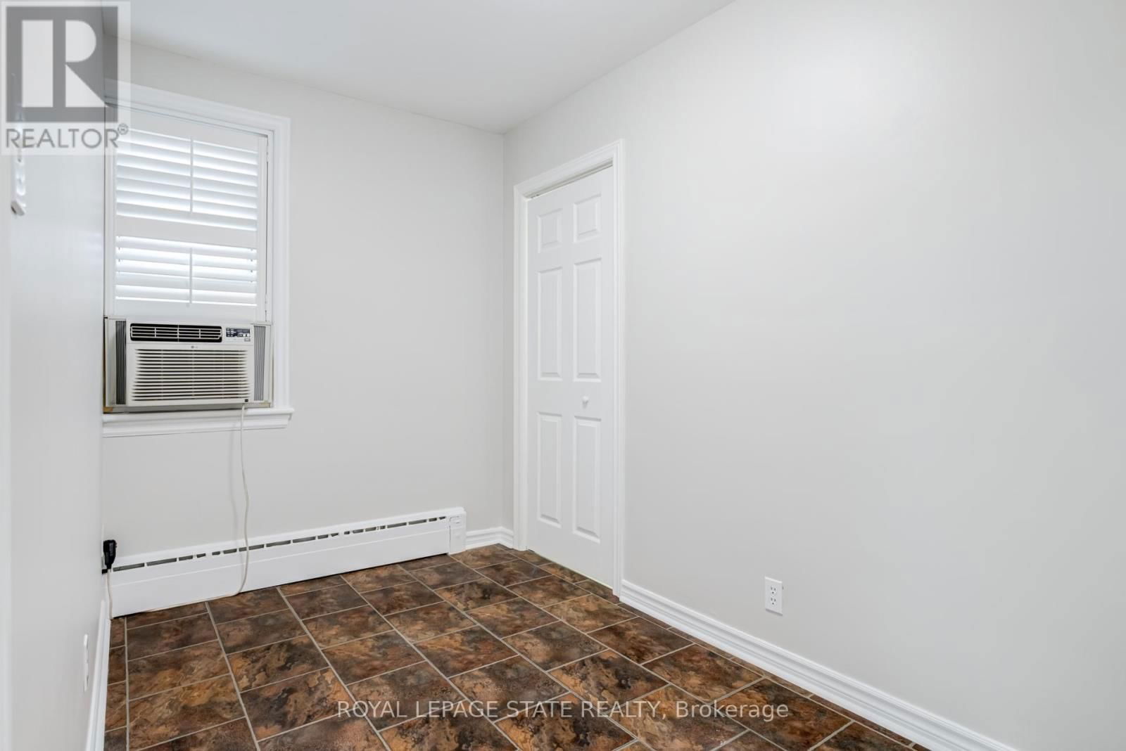 15 EMPRESS AVENUE Image 9