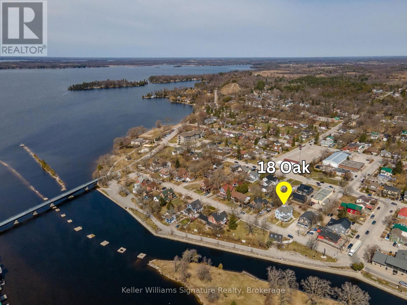 18 OAK STREET Image 8