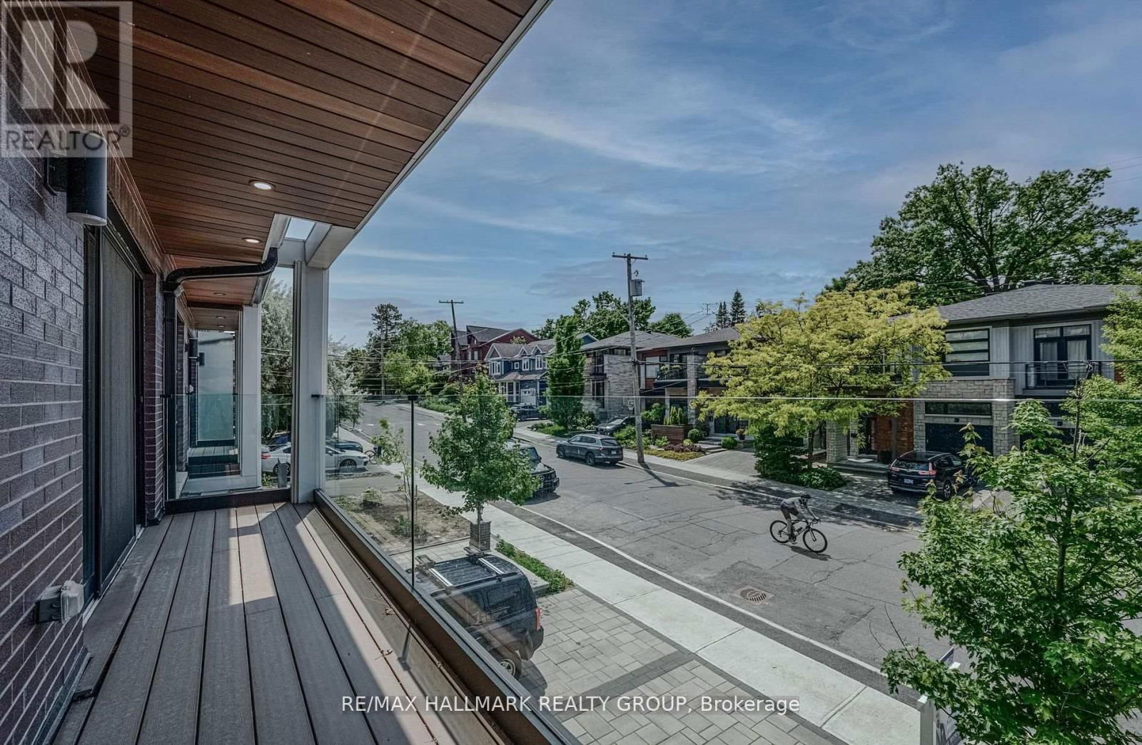 185 CARLETON AVENUE Image 19