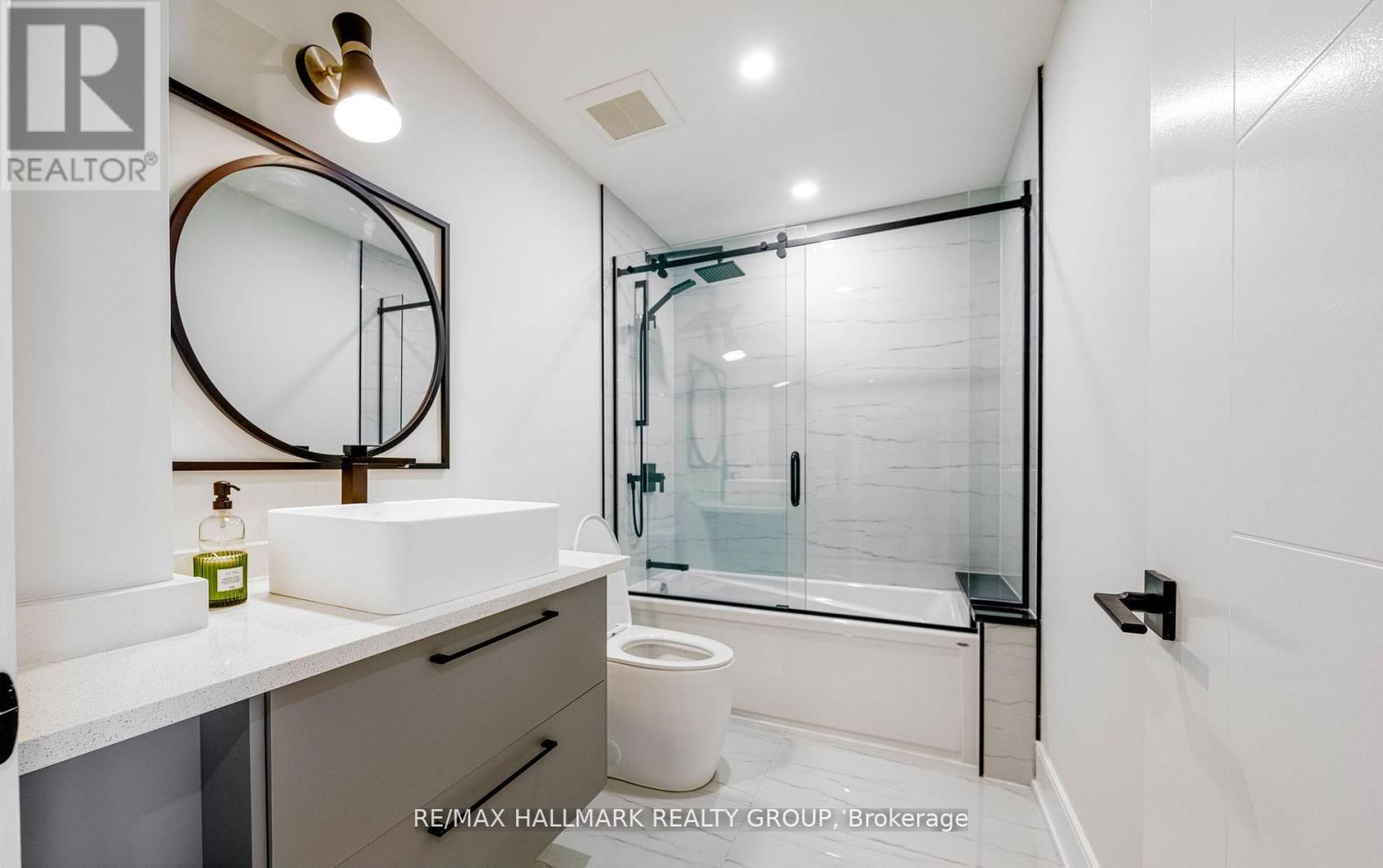 185 CARLETON AVENUE Image 22