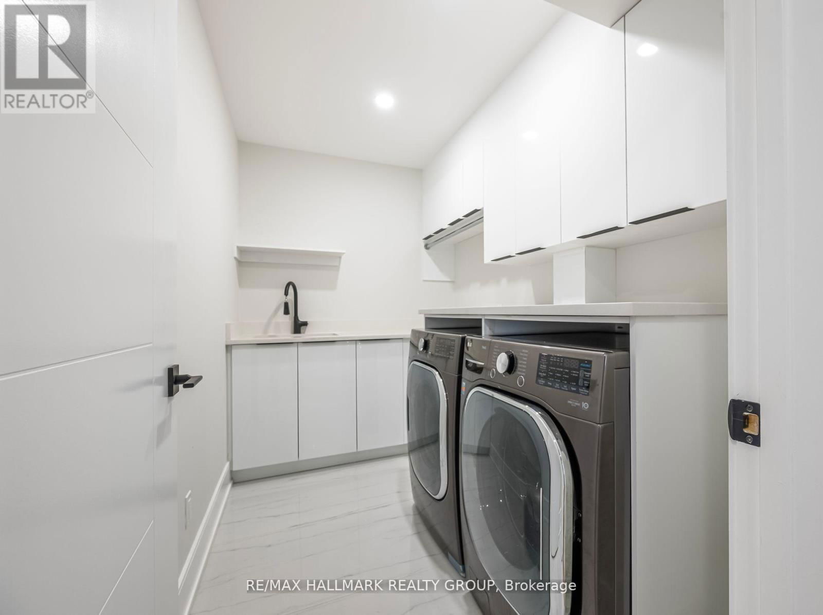 185 CARLETON AVENUE Image 23