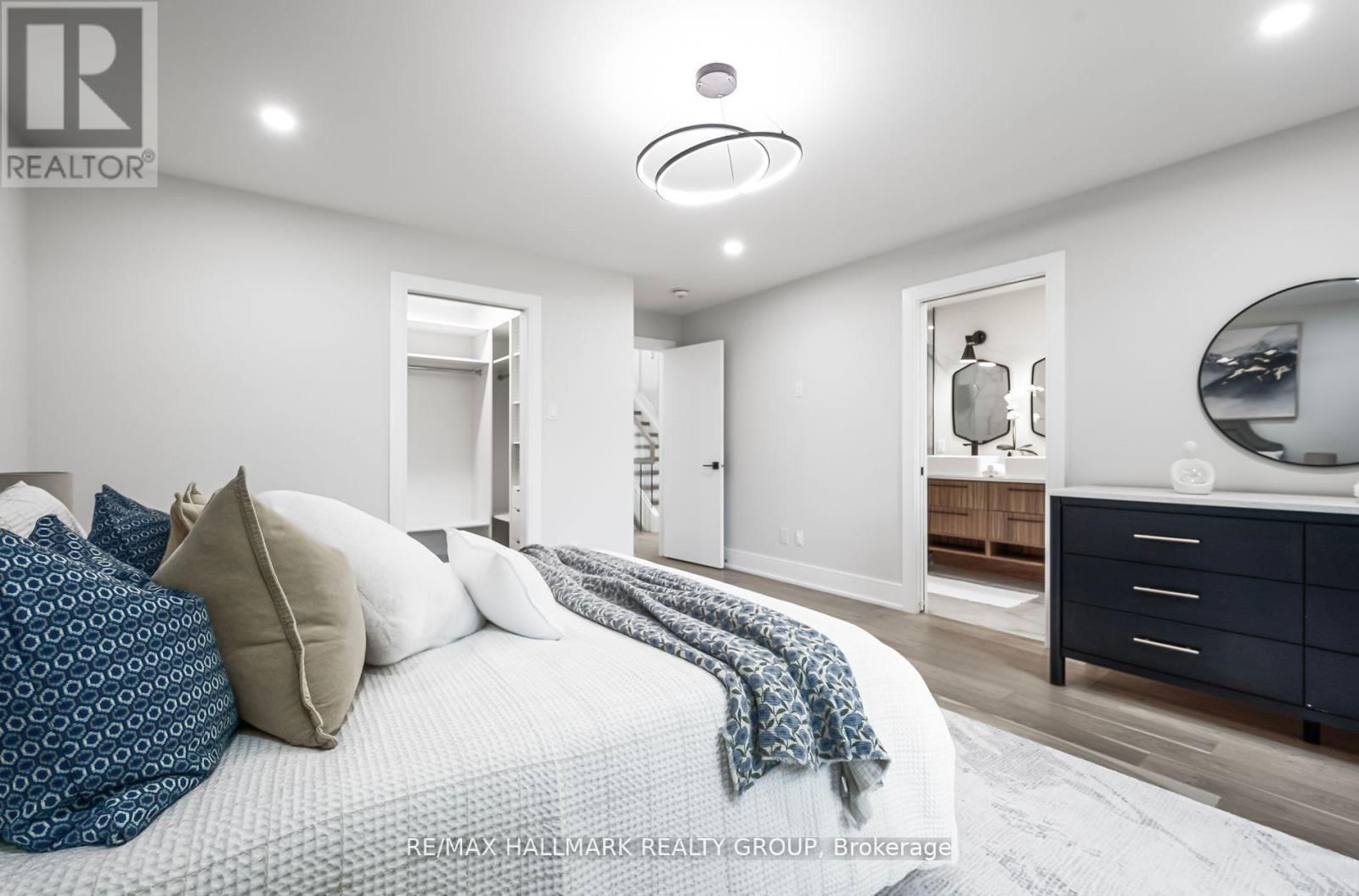 185 CARLETON AVENUE Image 26