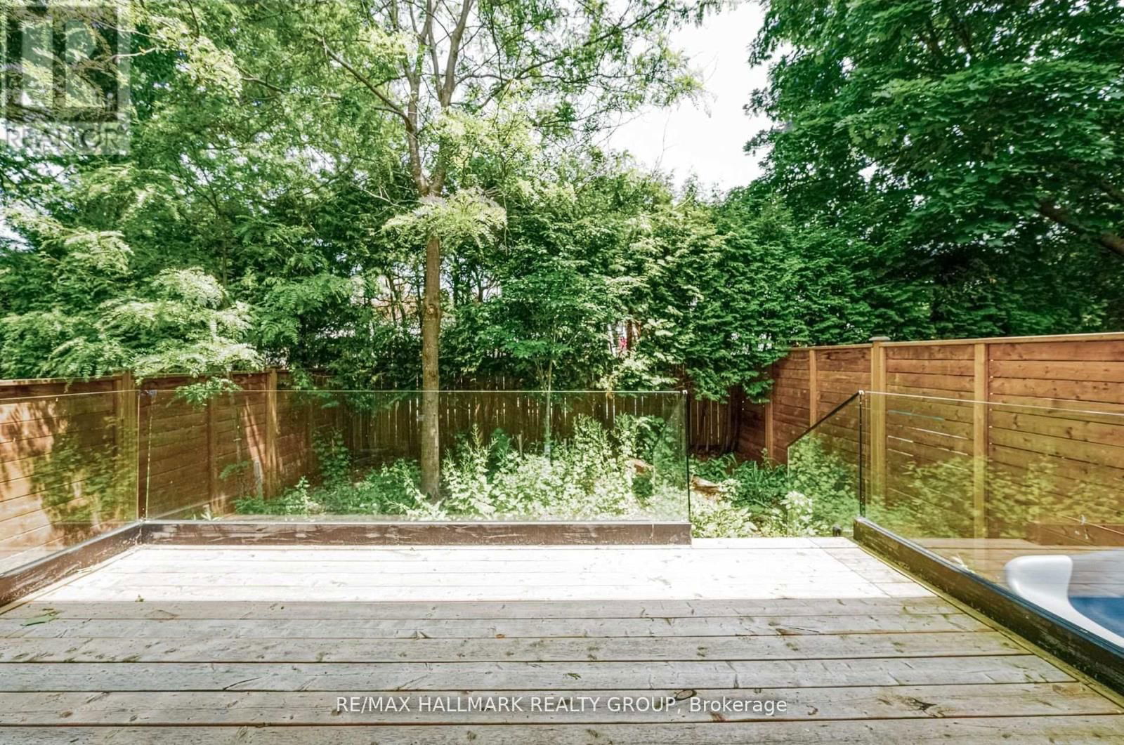 185 CARLETON AVENUE Image 39