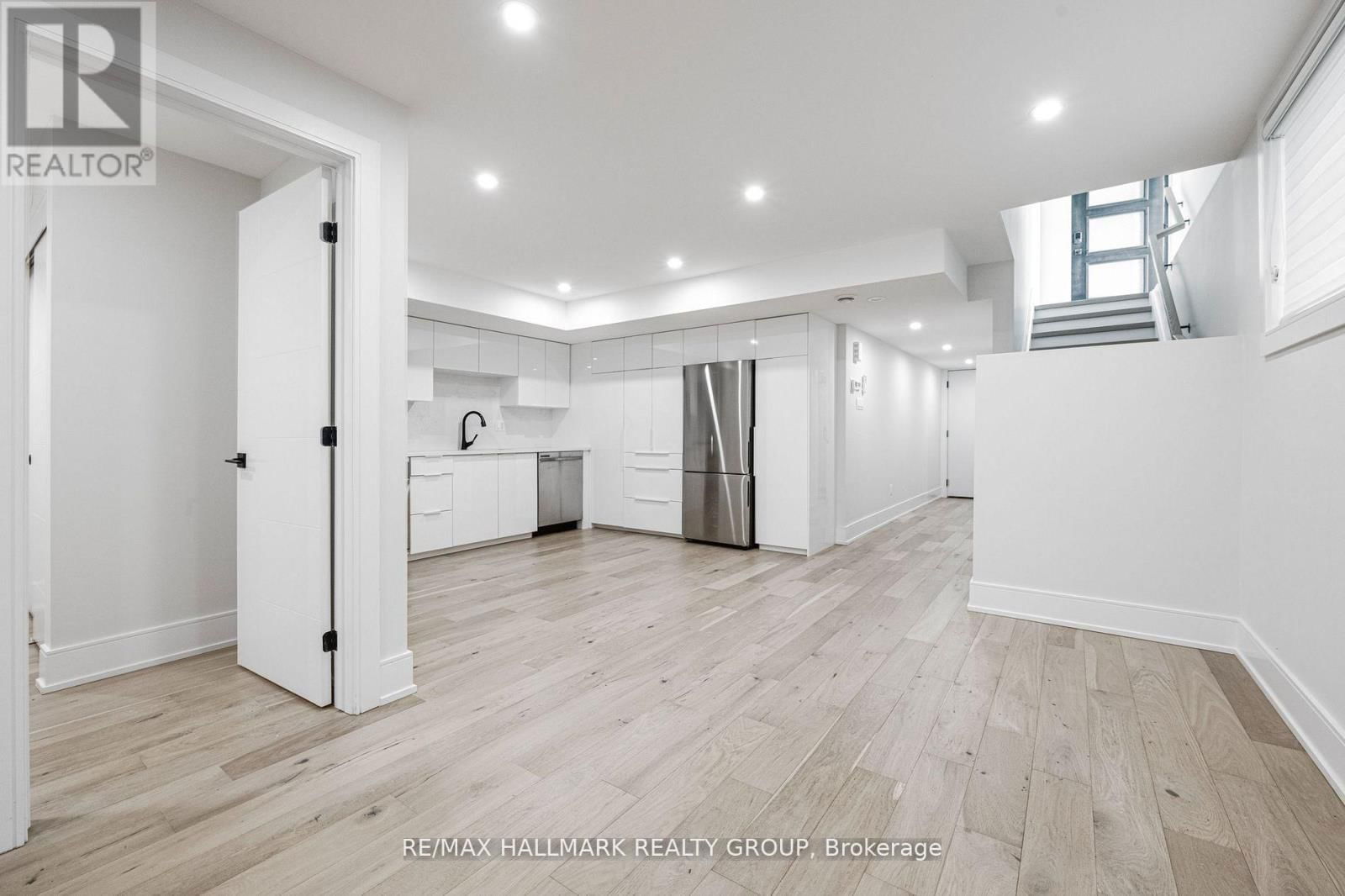 185 CARLETON AVENUE Image 45