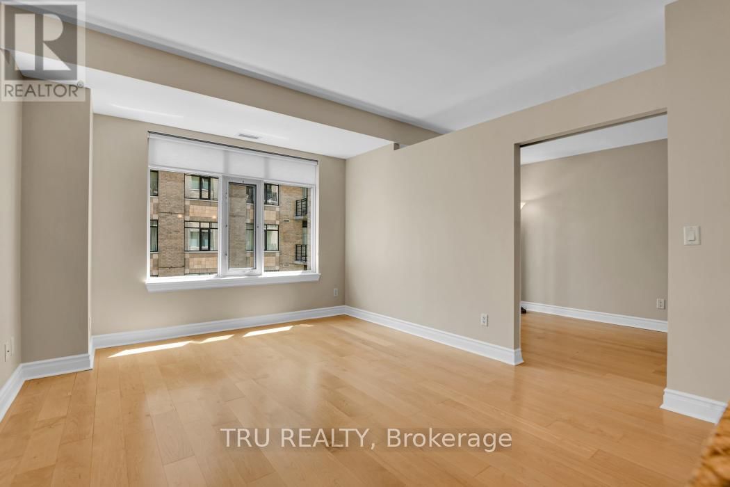 805 - 85 BRONSON AVENUE Image 11