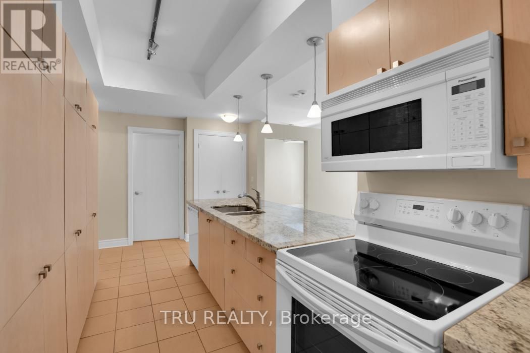 805 - 85 BRONSON AVENUE Image 17