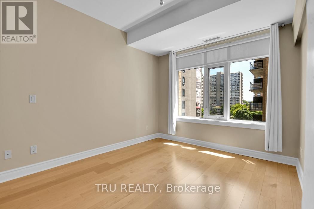 805 - 85 BRONSON AVENUE Image 18