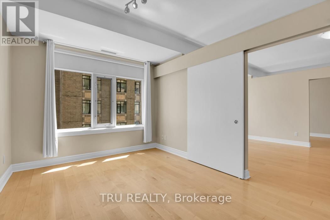 805 - 85 BRONSON AVENUE Image 19