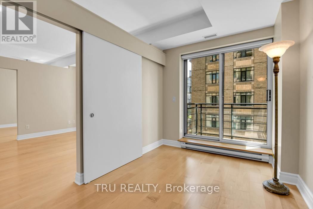 805 - 85 BRONSON AVENUE Image 22