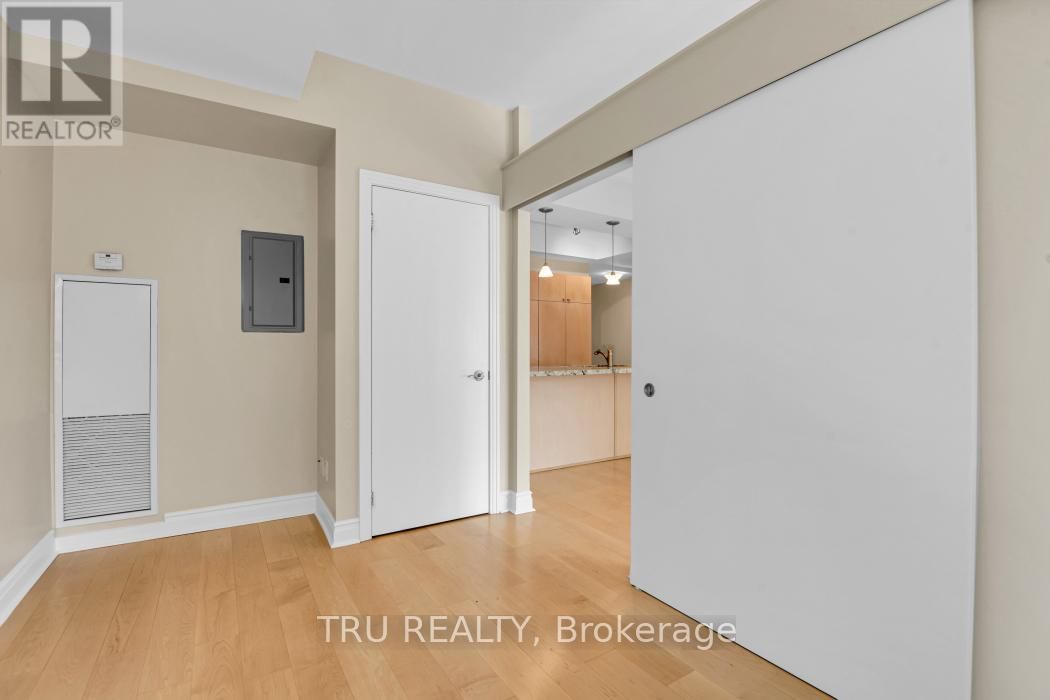 805 - 85 BRONSON AVENUE Image 23