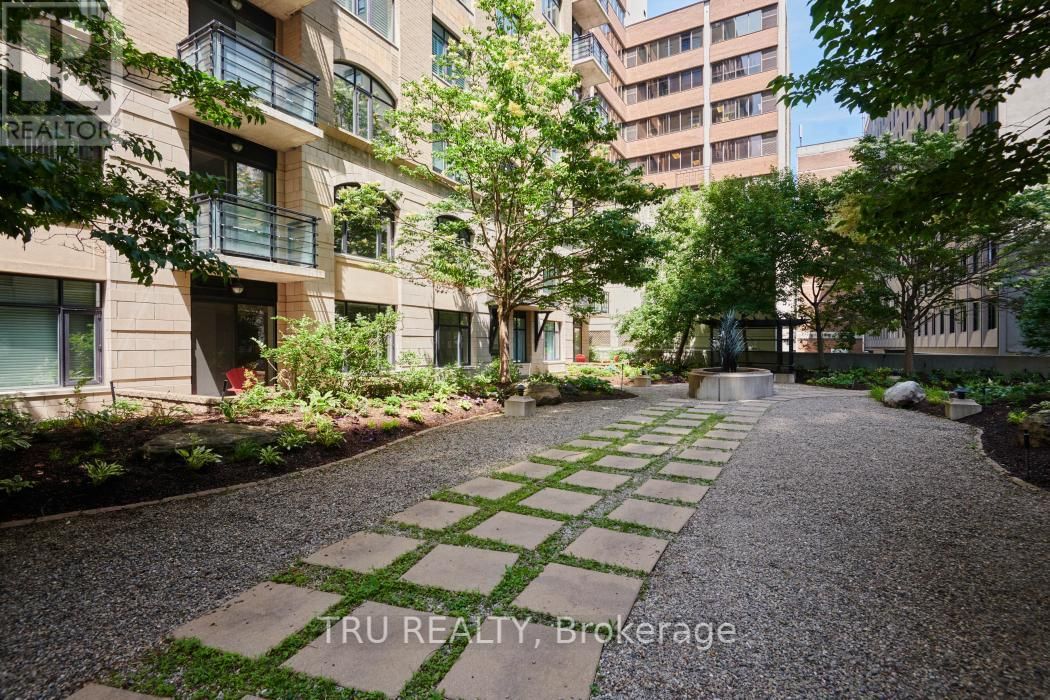 805 - 85 BRONSON AVENUE Image 33