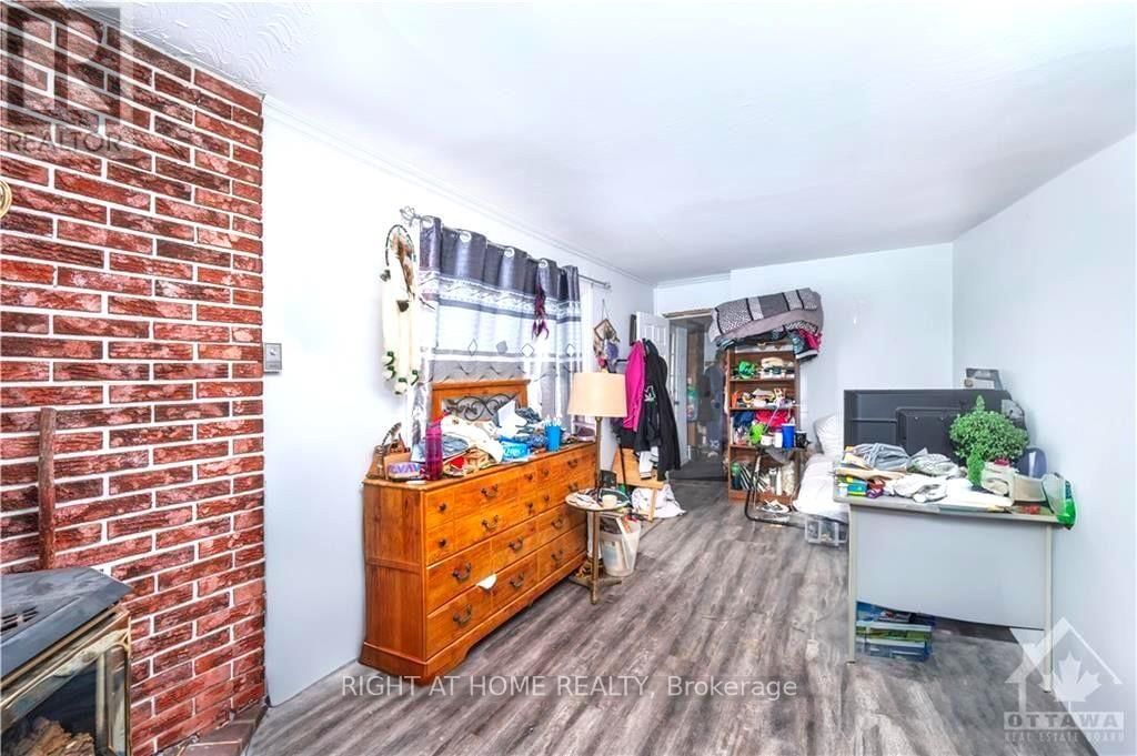 333 LEVIS AVENUE Image 26
