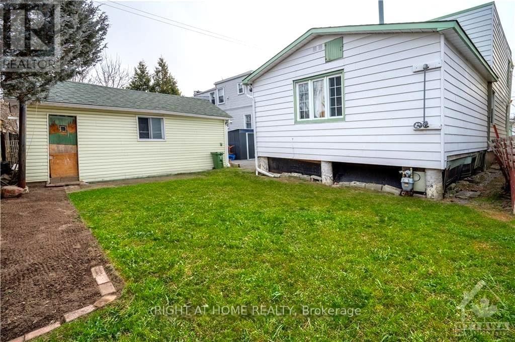 333 LEVIS AVENUE Image 31