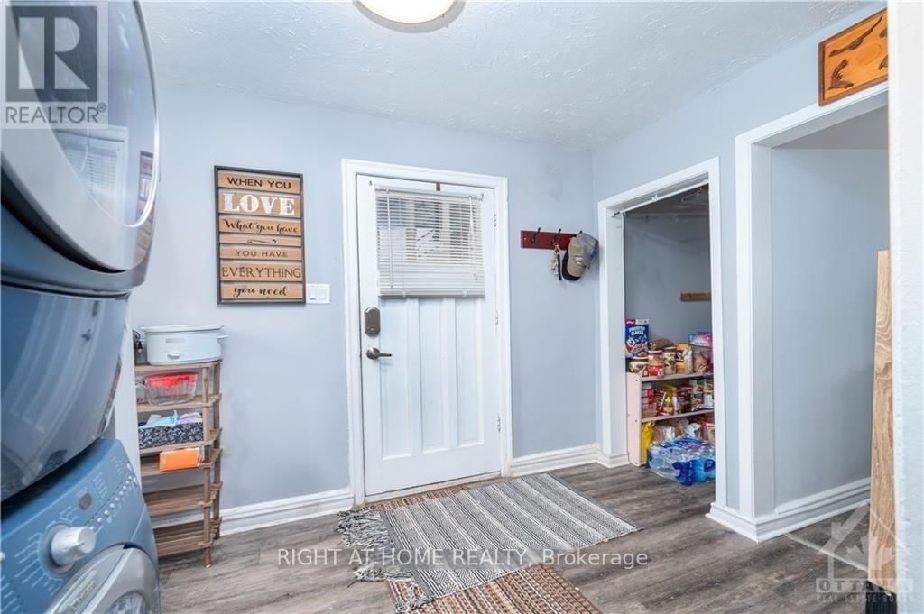 333 LEVIS AVENUE Image 7
