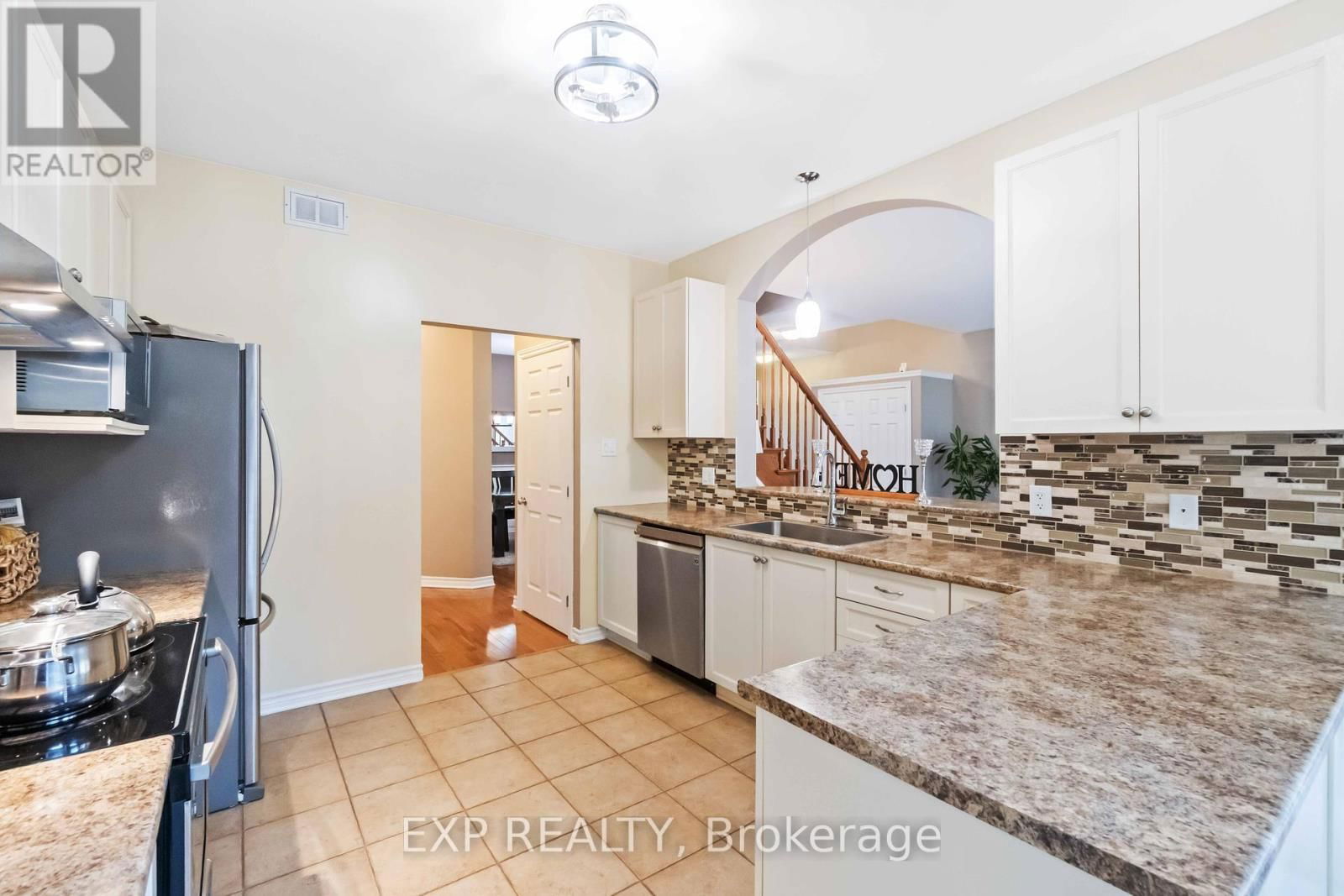 90 CEDAR VALLEY DRIVE Image 13