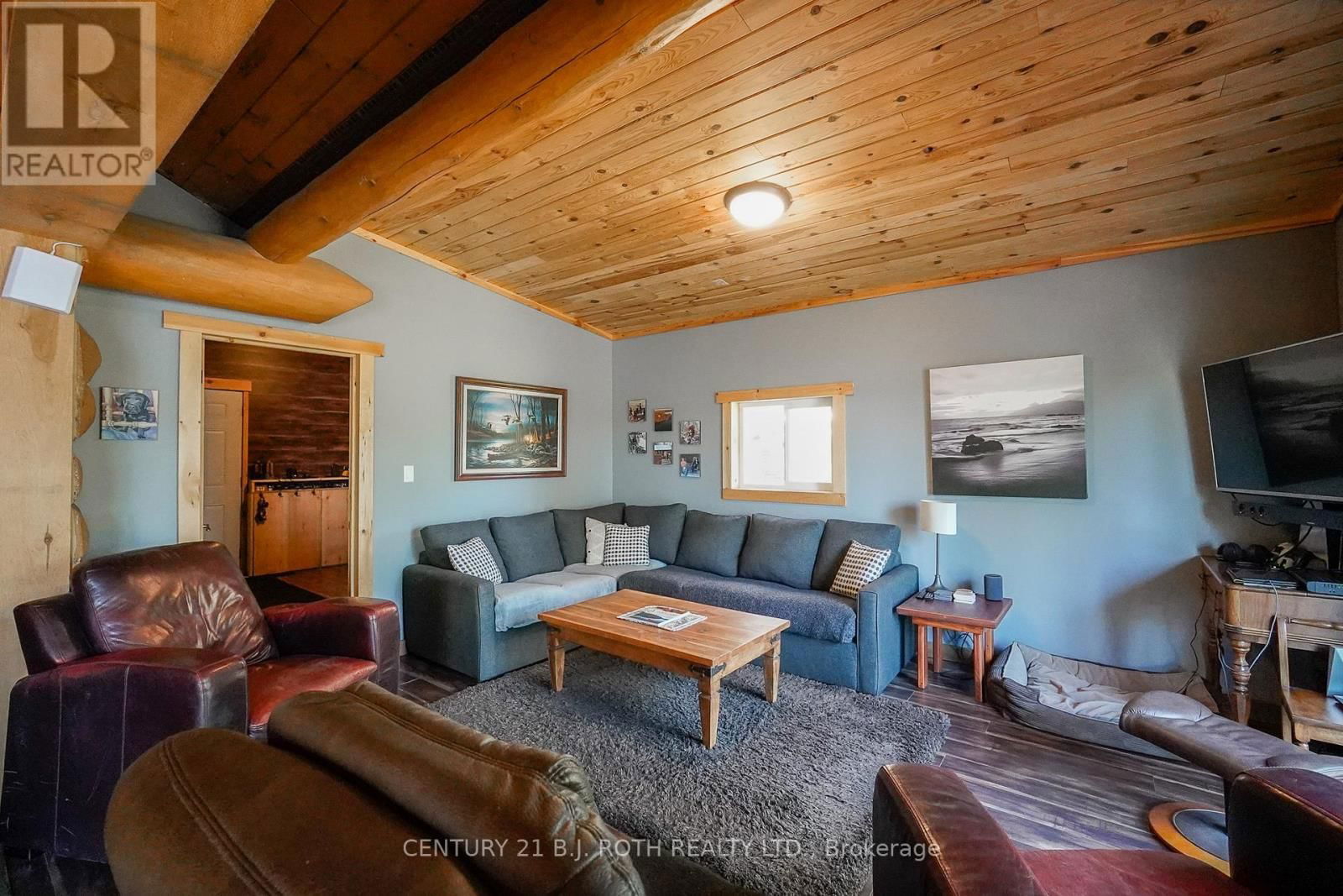 59 WHITE BEAR COURT Image 18