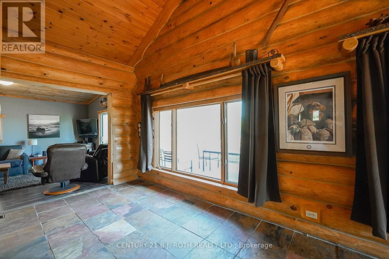 59 WHITE BEAR COURT Image 19